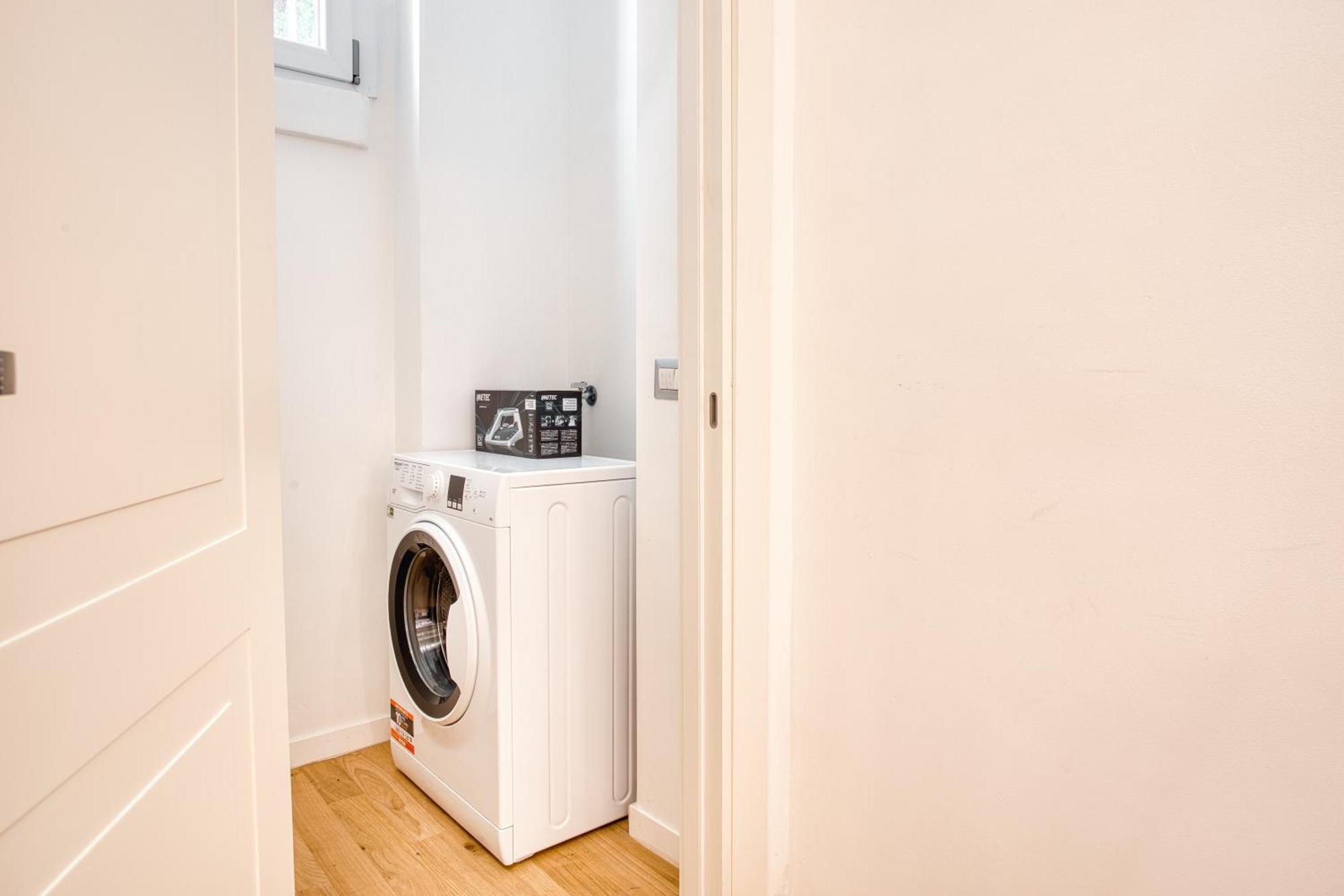 Walk To Navigli - Via Gola - 2 Bedrooms Apt Milaan Buitenkant foto