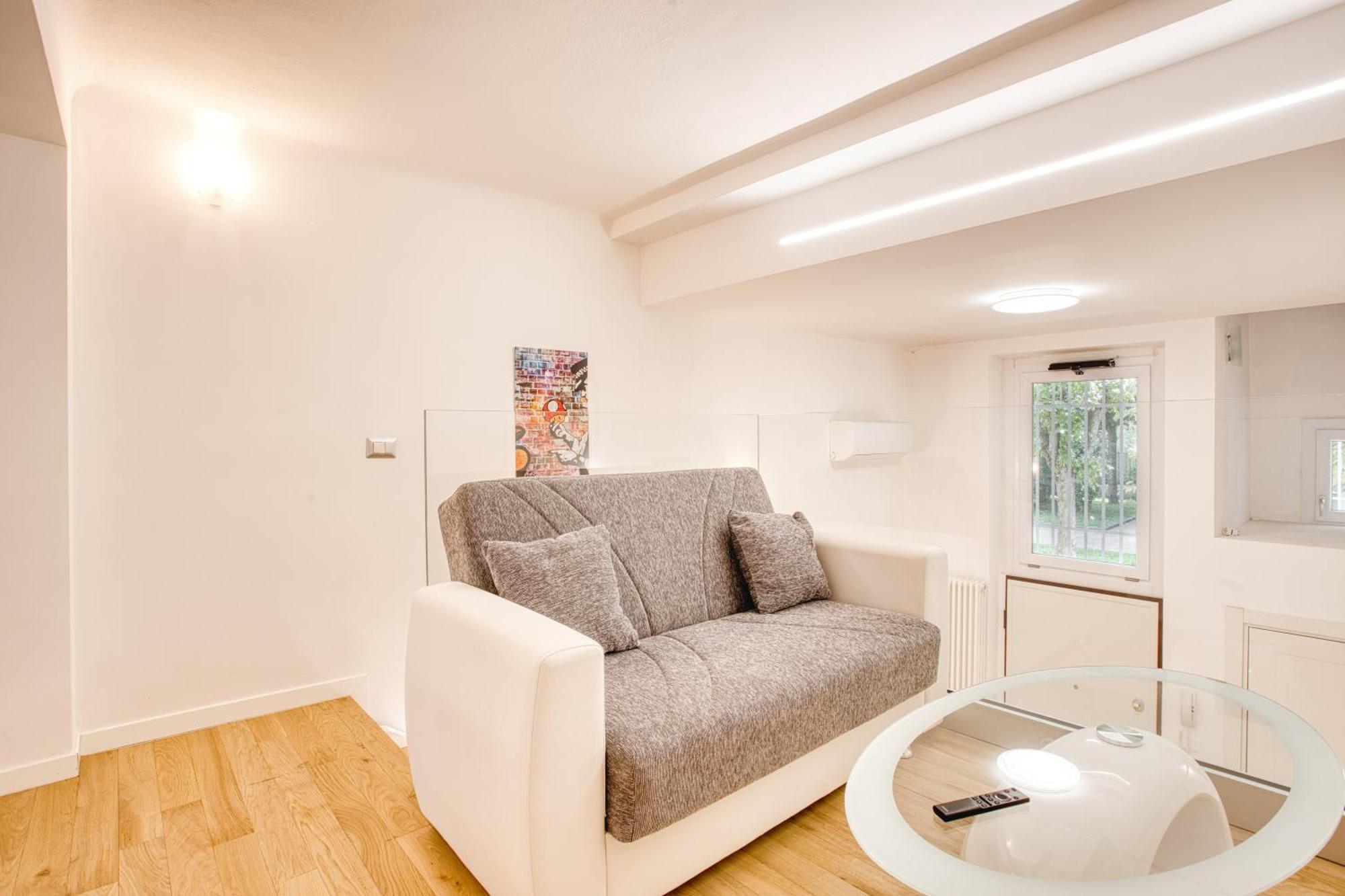 Walk To Navigli - Via Gola - 2 Bedrooms Apt Milaan Buitenkant foto